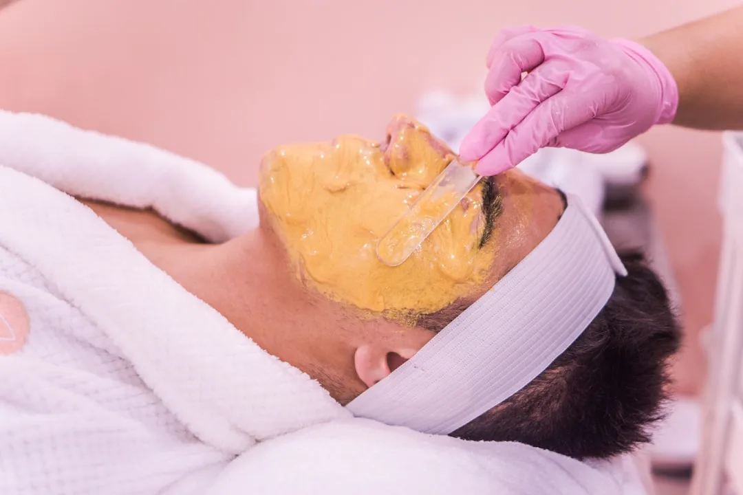 facial massage therapy