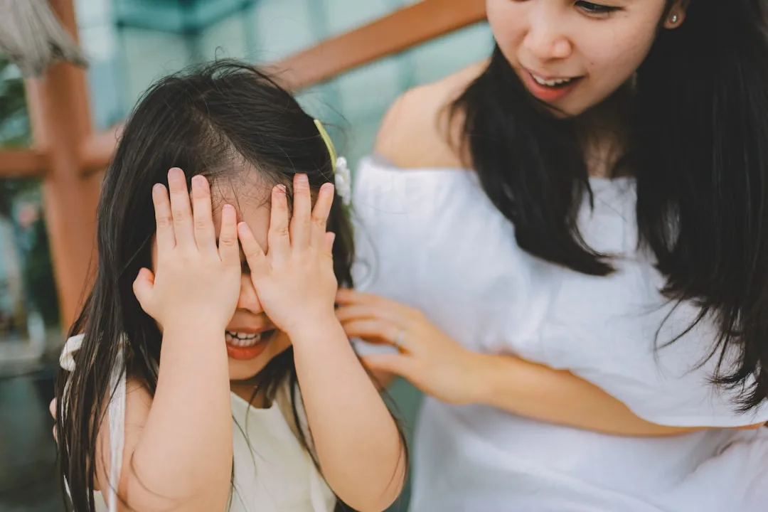 أنت لست وحدك: كيف تطور فهم الأطفال ذوو صعوبات التكيف عبر الزمن؟