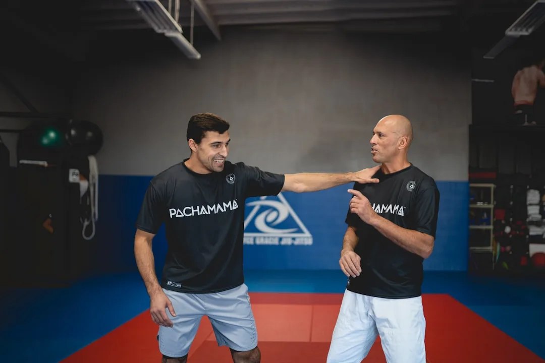 bjj instructor teaching